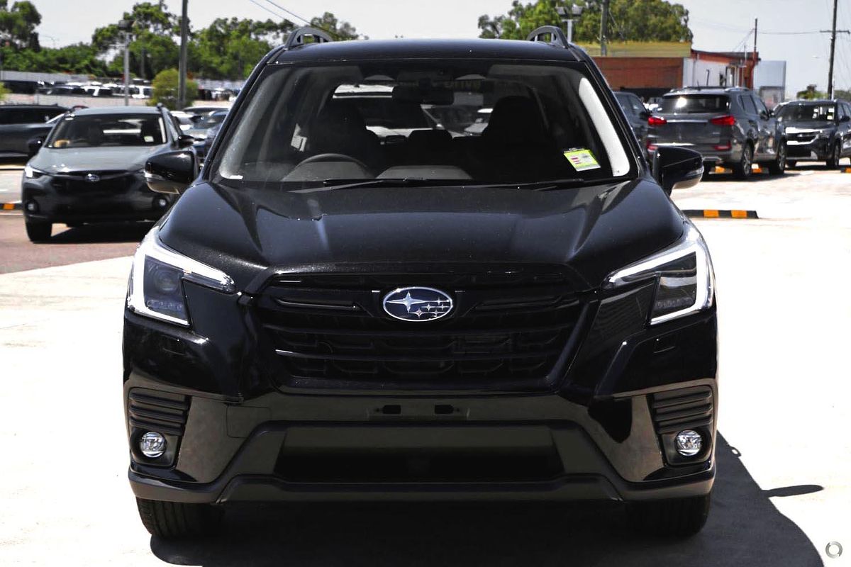 2025 Subaru Forester 2.5i Luxury Special Edition S5
