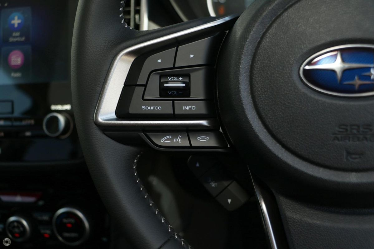 2025 Subaru Forester 2.5i Luxury Special Edition S5