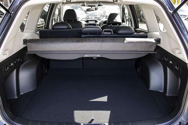 2025 Subaru Forester 2.5i Luxury Special Edition S5