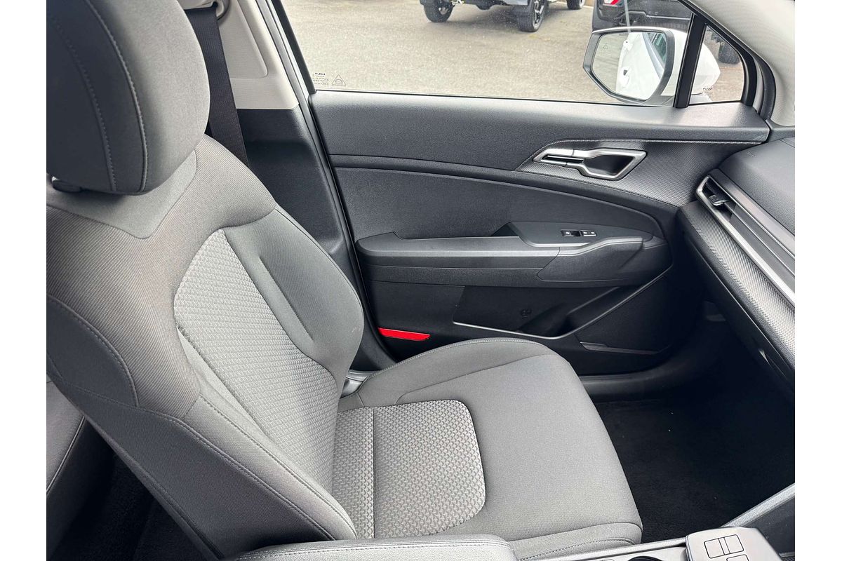 2024 Kia Sportage S NQ5
