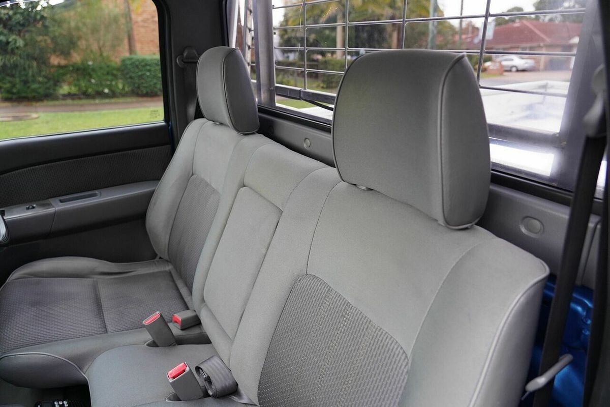 2011 Mazda BT-50 Boss B3000 DX (4x4) 09 Upgrade 4X4