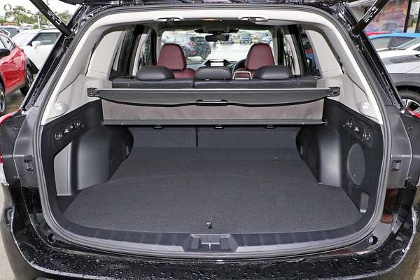 2025 Subaru Forester STI Sport S5
