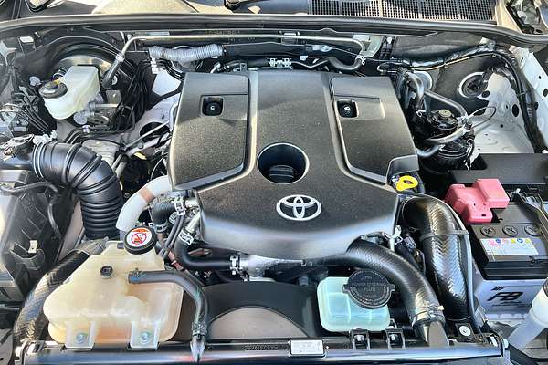 2023 Toyota Hilux SR GUN126R 4X4