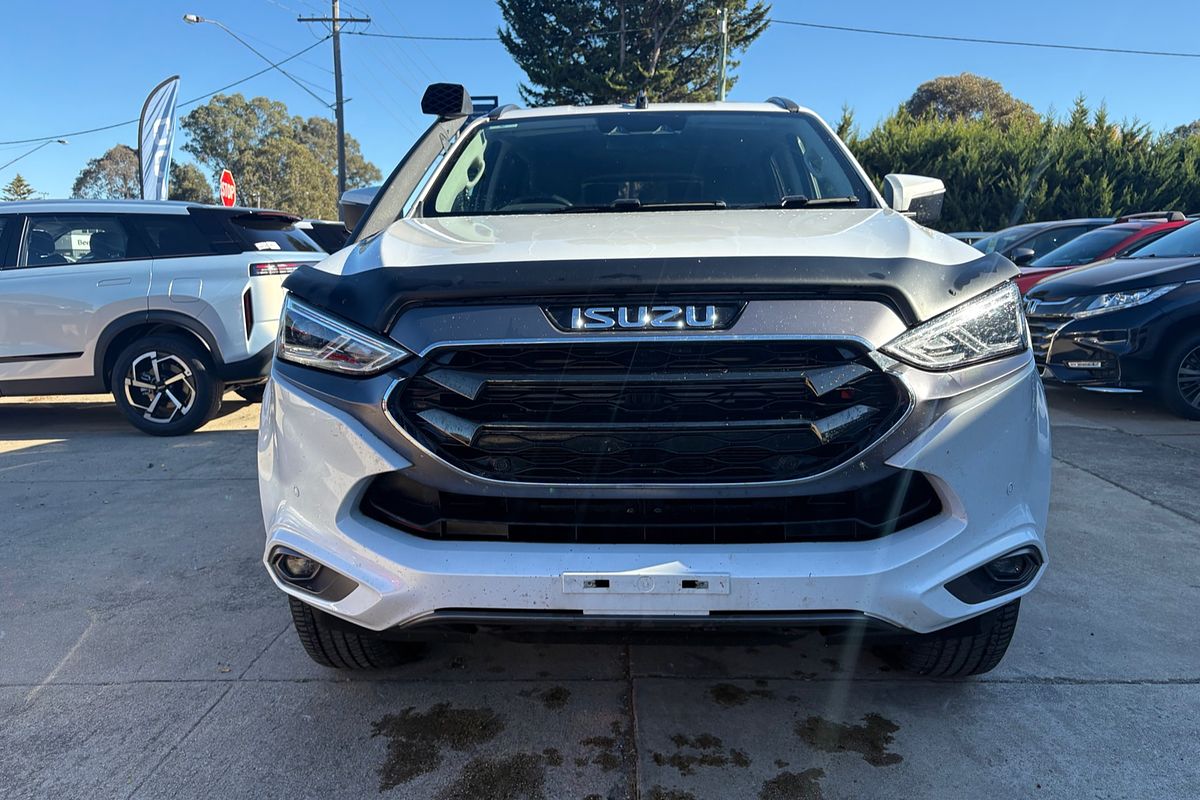 2023 Isuzu MU-X LS-T