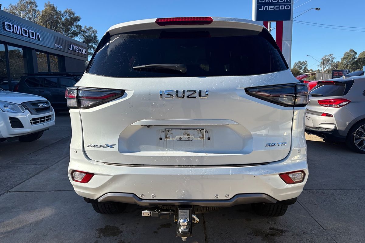 2023 Isuzu MU-X LS-T