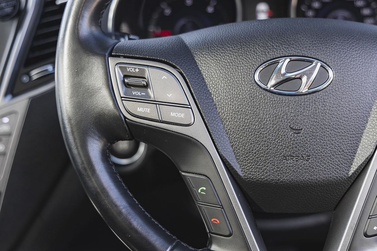 2014 Hyundai Santa Fe Highlander DM2