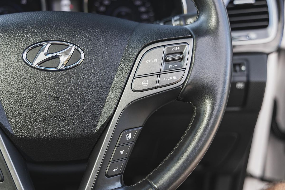 2014 Hyundai Santa Fe Highlander DM2