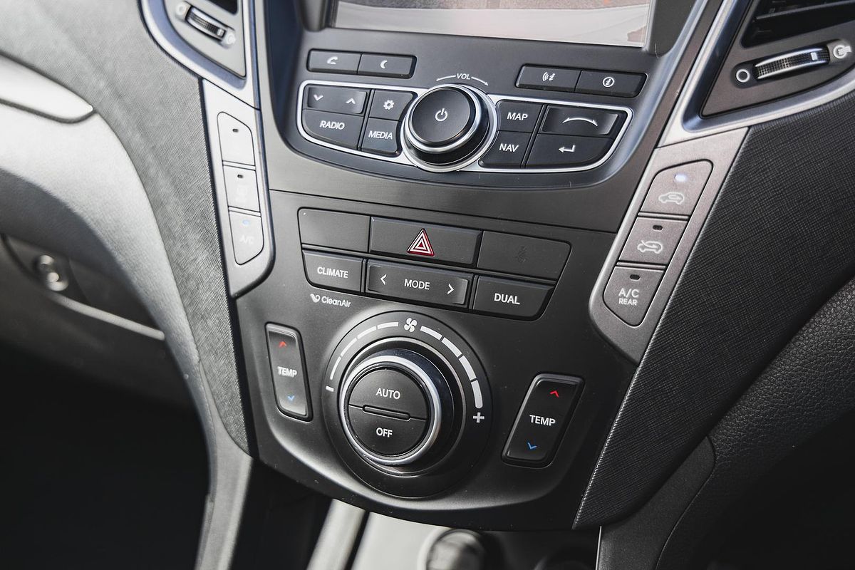 2014 Hyundai Santa Fe Highlander DM2