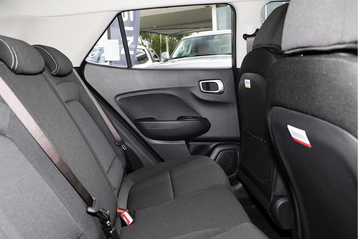 2025 Hyundai Venue Active QX.V5