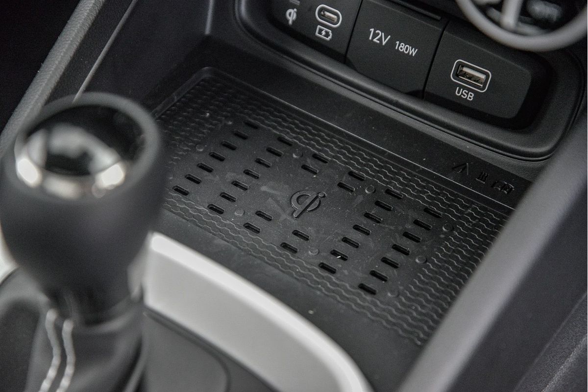 2025 Hyundai Venue Active QX.V5