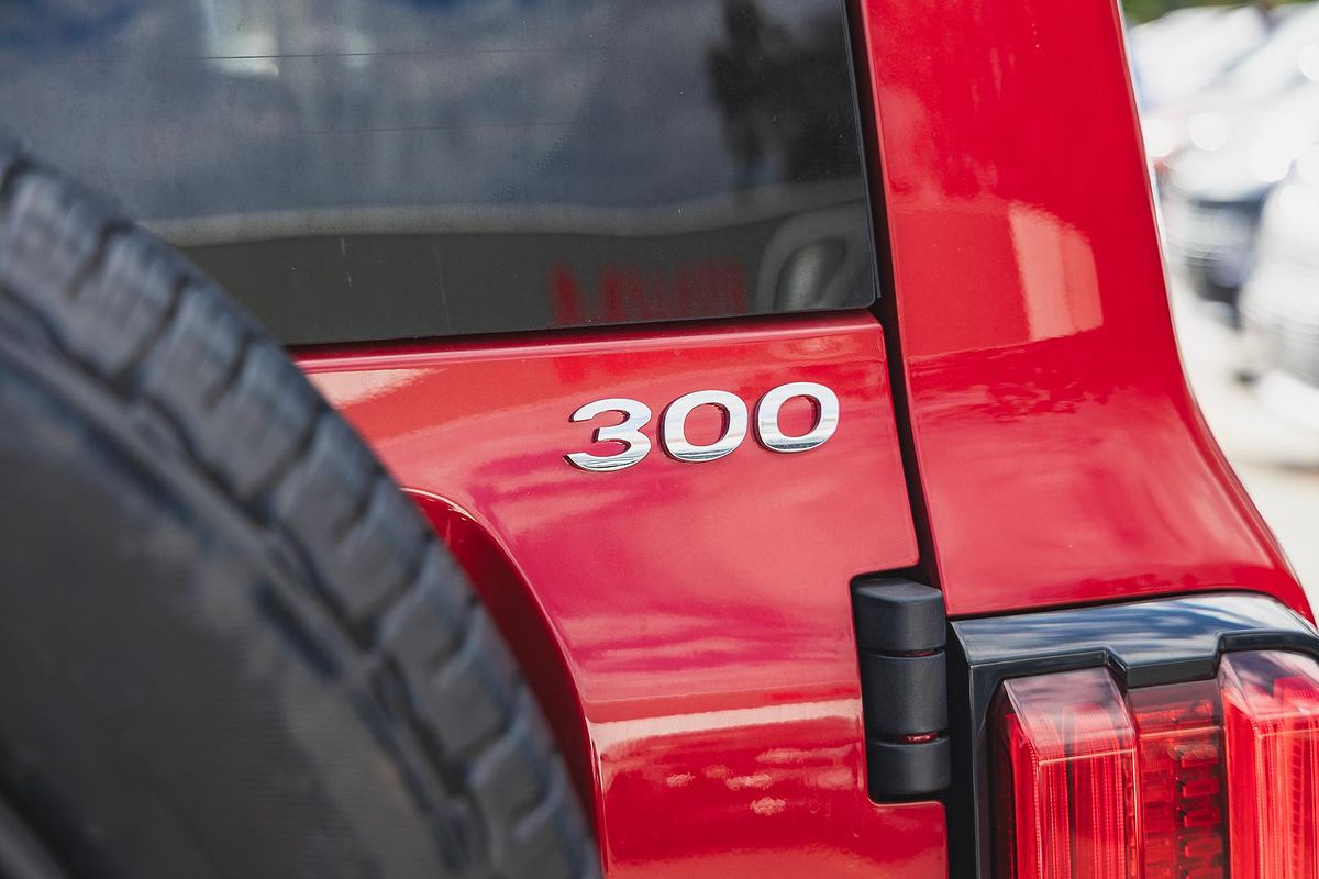 2024 GWM Tank 300 Ultra Hybrid P01