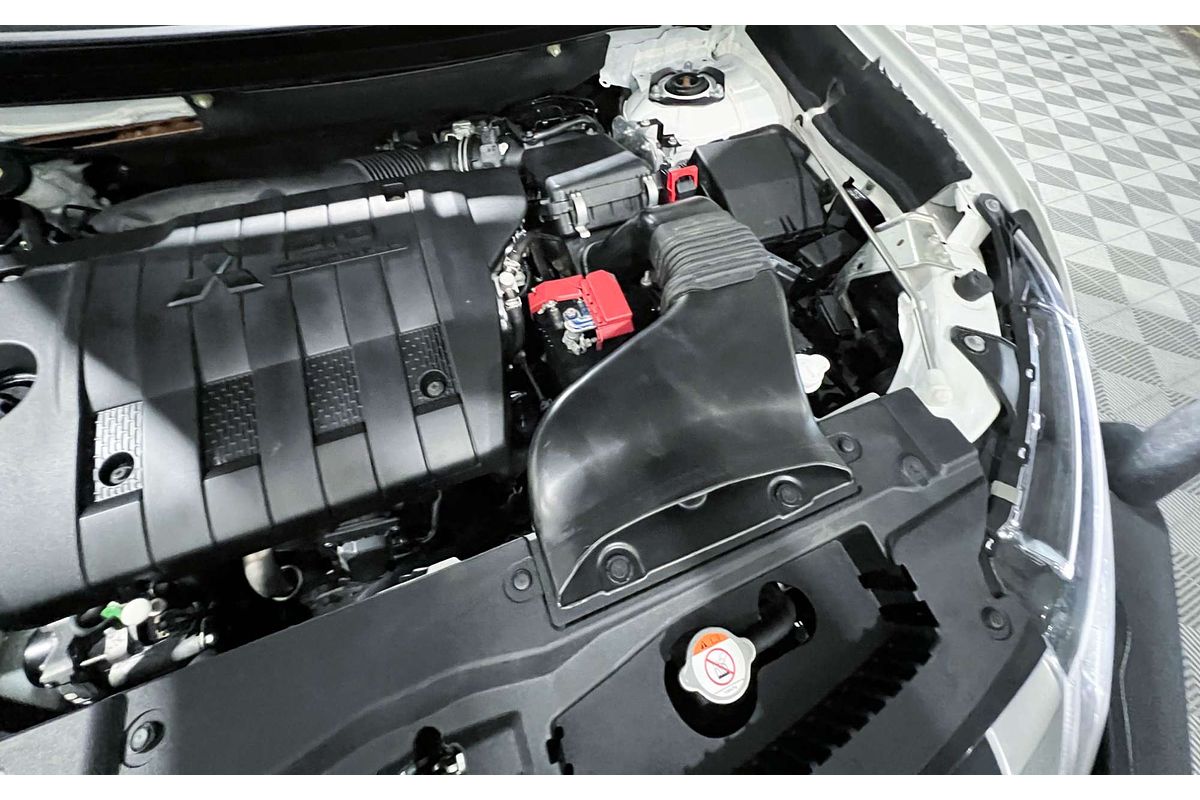 2020 Mitsubishi Outlander LS ZL