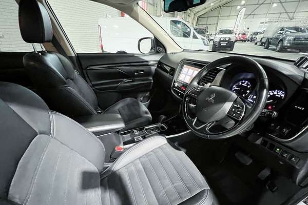 2020 Mitsubishi Outlander LS ZL