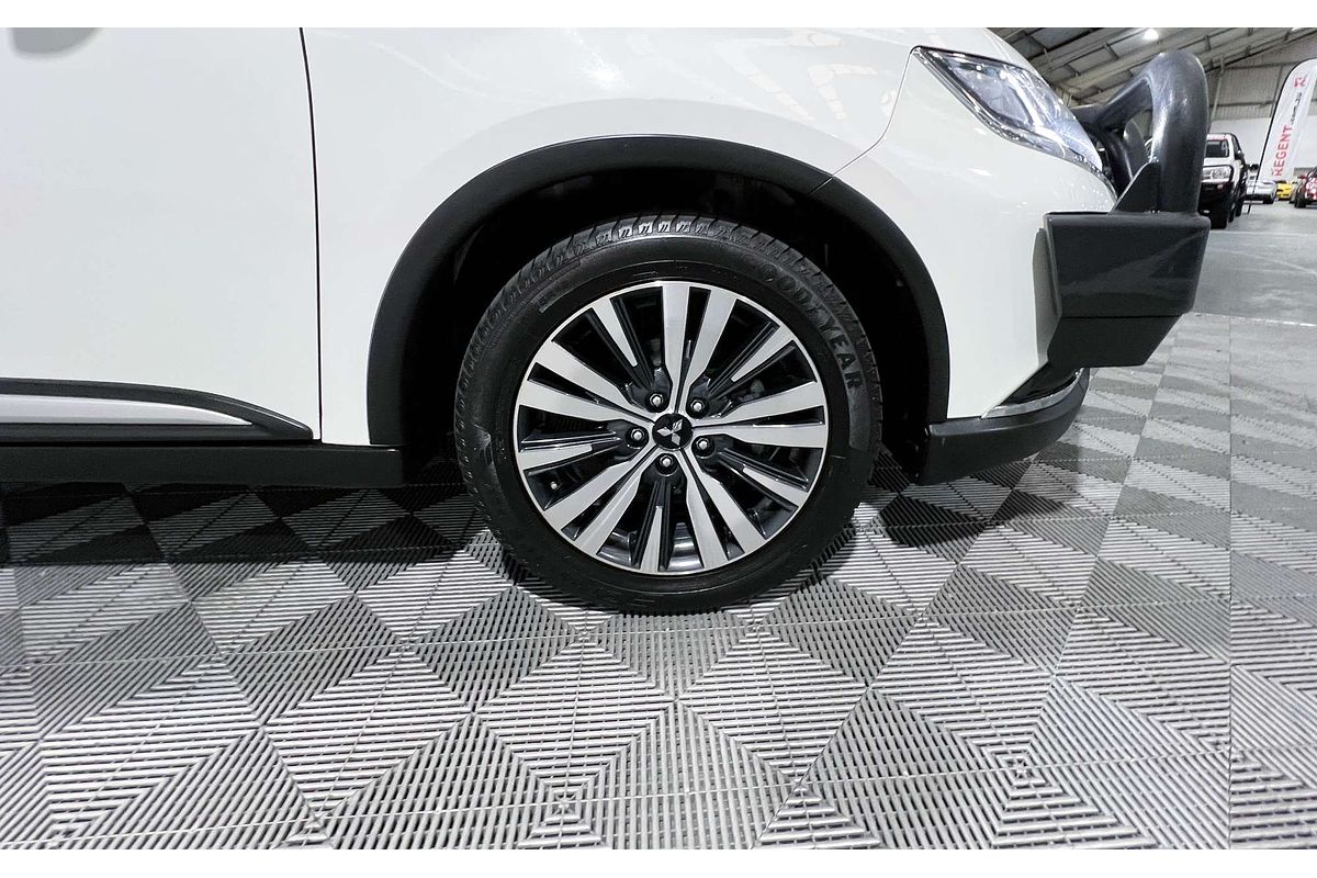 2020 Mitsubishi Outlander LS ZL