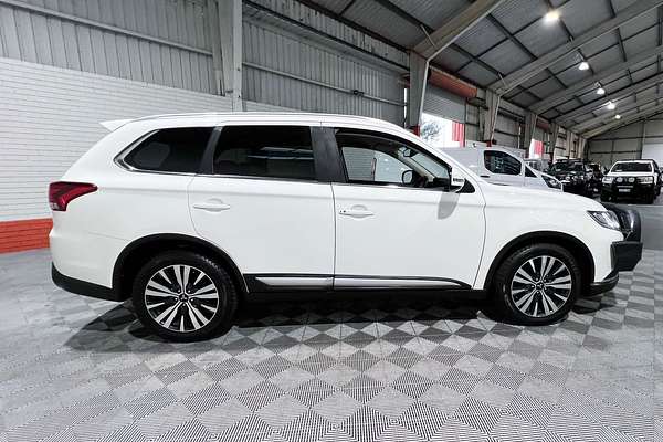 2020 Mitsubishi Outlander LS ZL