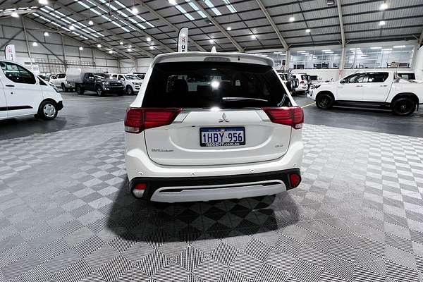 2020 Mitsubishi Outlander LS ZL