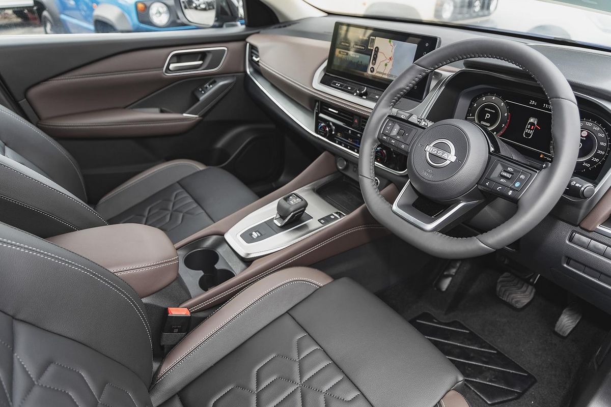 2024 Nissan QASHQAI Ti J12