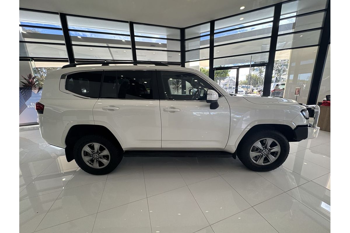 2022 Toyota Landcruiser VX FJA300R