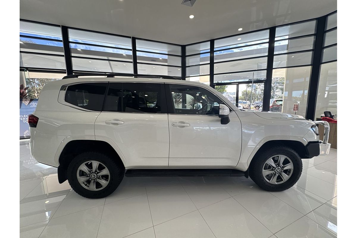 2022 Toyota Landcruiser VX FJA300R