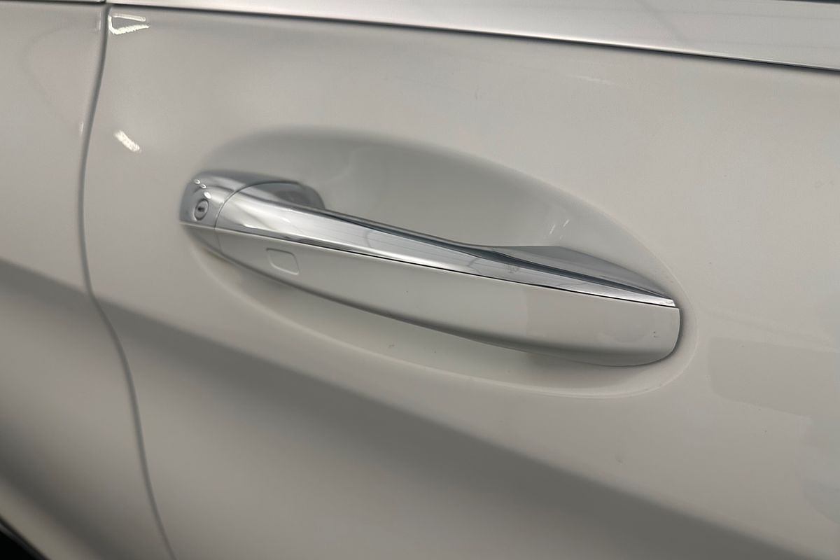 2014 Mercedes-Benz C-Class C250 BlueTEC W205