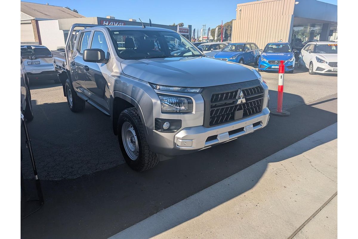 2025 Mitsubishi Triton GLX MV 4X4