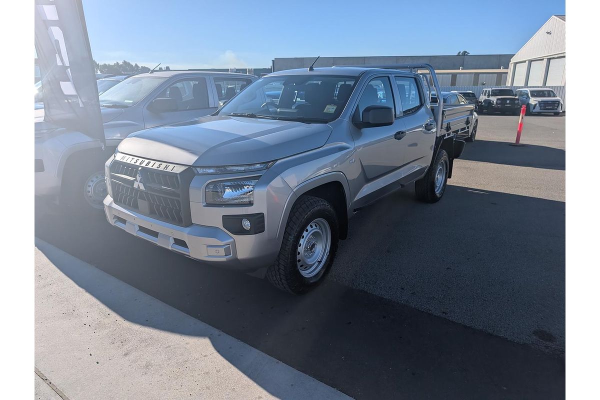 2025 Mitsubishi Triton GLX MV 4X4