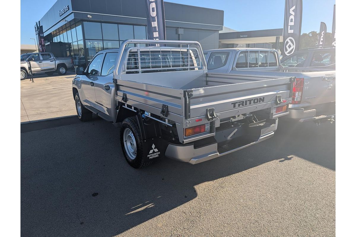 2025 Mitsubishi Triton GLX MV 4X4