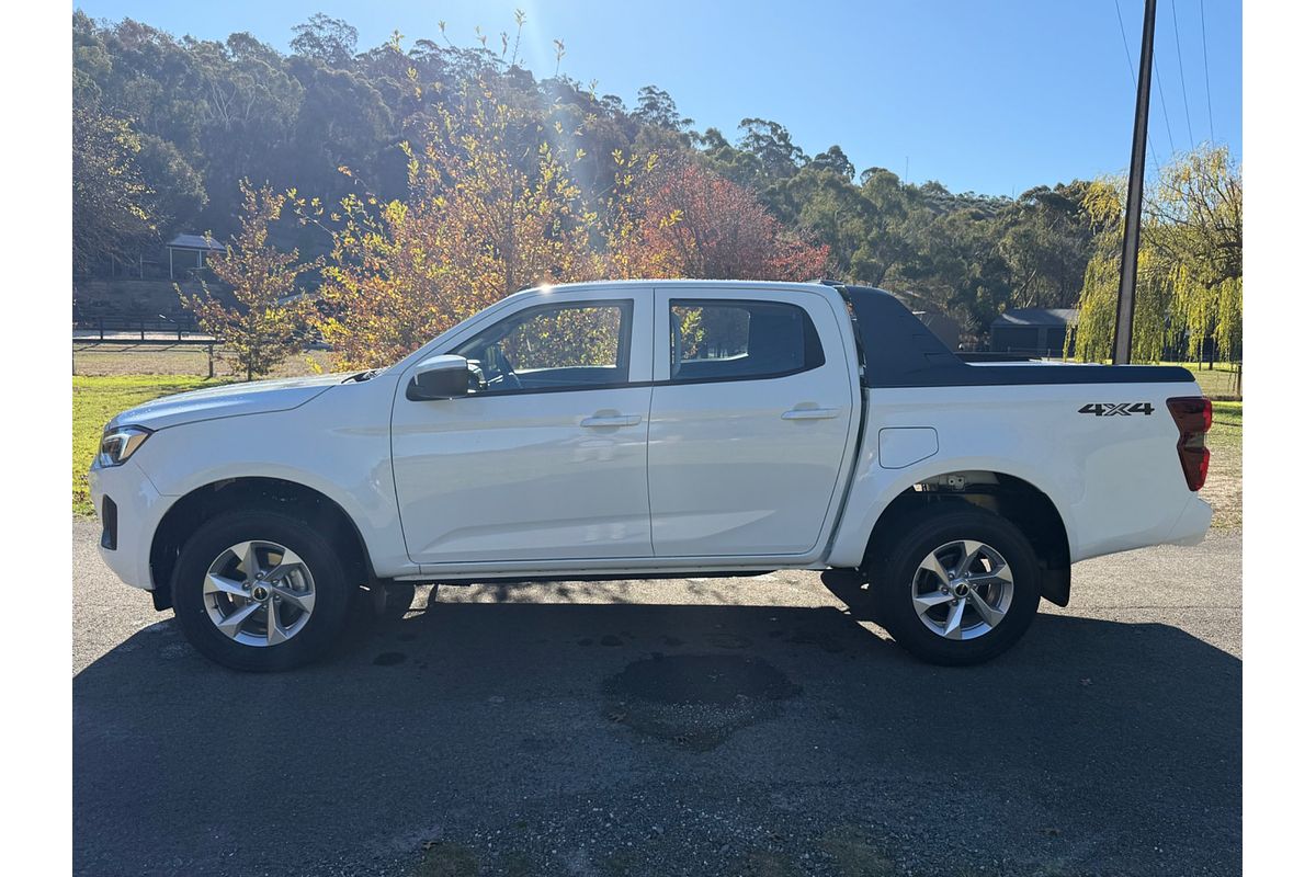2024 Isuzu D-MAX LS-M 4X4