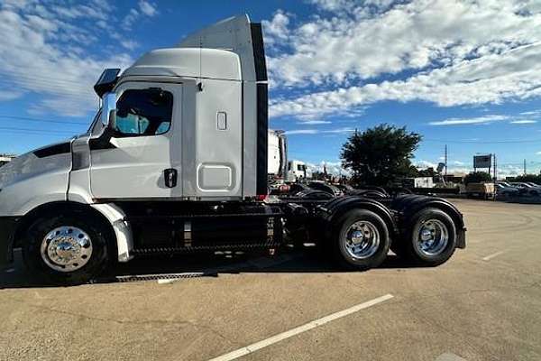 2023 Freightliner Cascadia 116