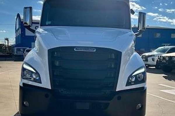 2023 Freightliner Cascadia 116