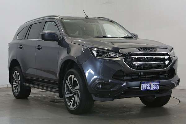 2022 Isuzu MU-X LS-T