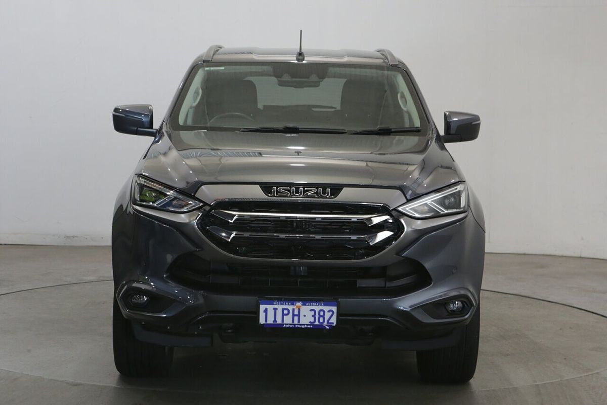 2022 Isuzu MU-X LS-T