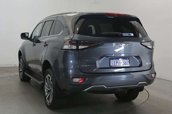 2022 Isuzu MU-X LS-T