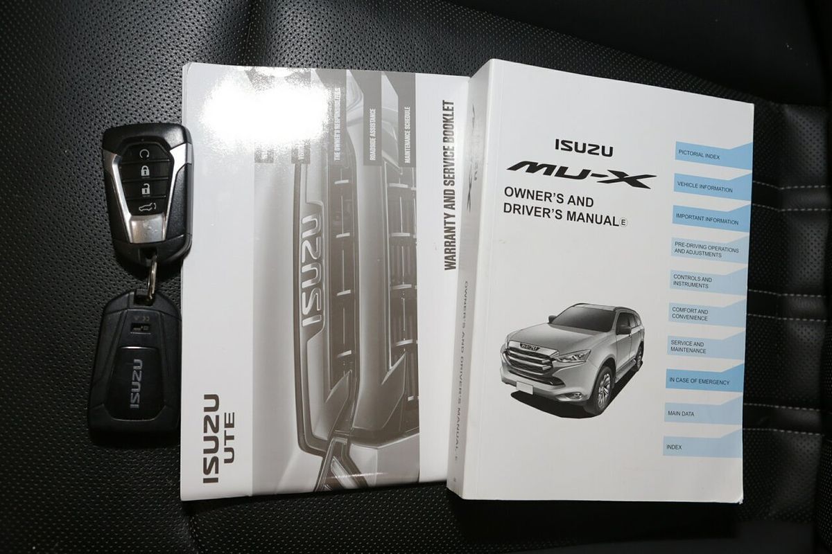 2022 Isuzu MU-X LS-T