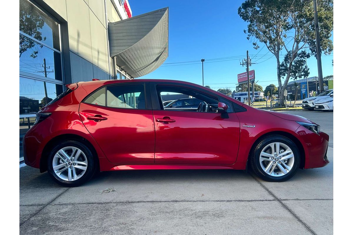 2022 Toyota Corolla Ascent Sport Hybrid ZWE211R