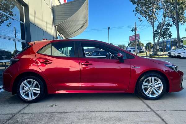 2022 Toyota Corolla Ascent Sport Hybrid ZWE211R