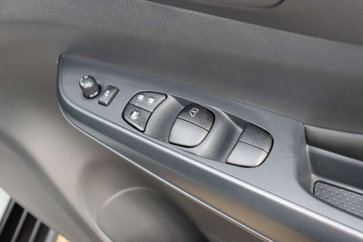 2024 Nissan Navara PRO-4X Warrior D23 4X4