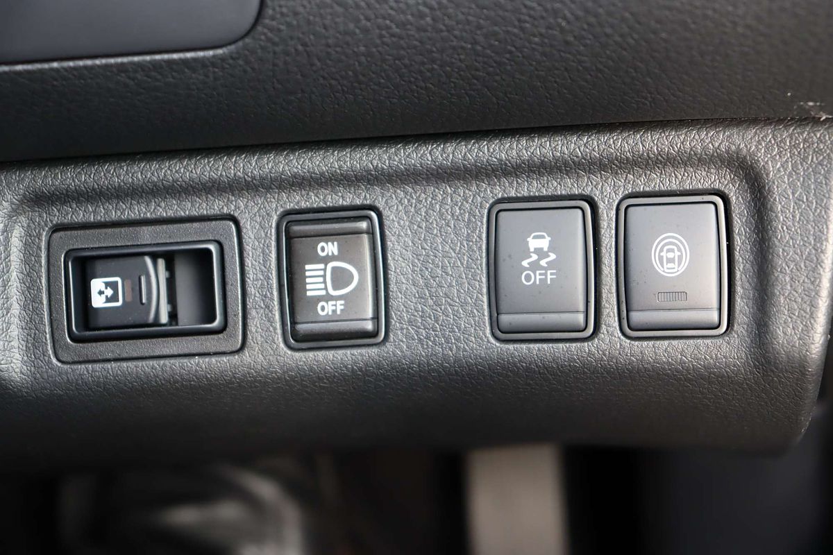 2024 Nissan Navara PRO-4X Warrior D23 4X4