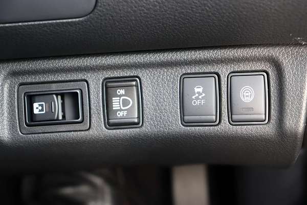 2024 Nissan Navara PRO-4X Warrior D23 4X4