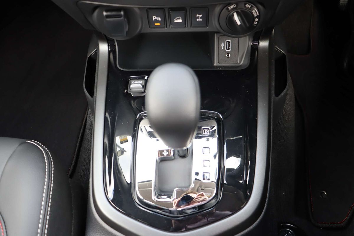 2024 Nissan Navara PRO-4X Warrior D23 4X4