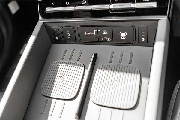 2025 Hyundai Santa Fe Calligraphy MX5.V1
