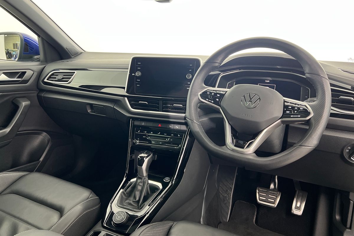 2023 Volkswagen T-Roc 140TSI R-Line D11