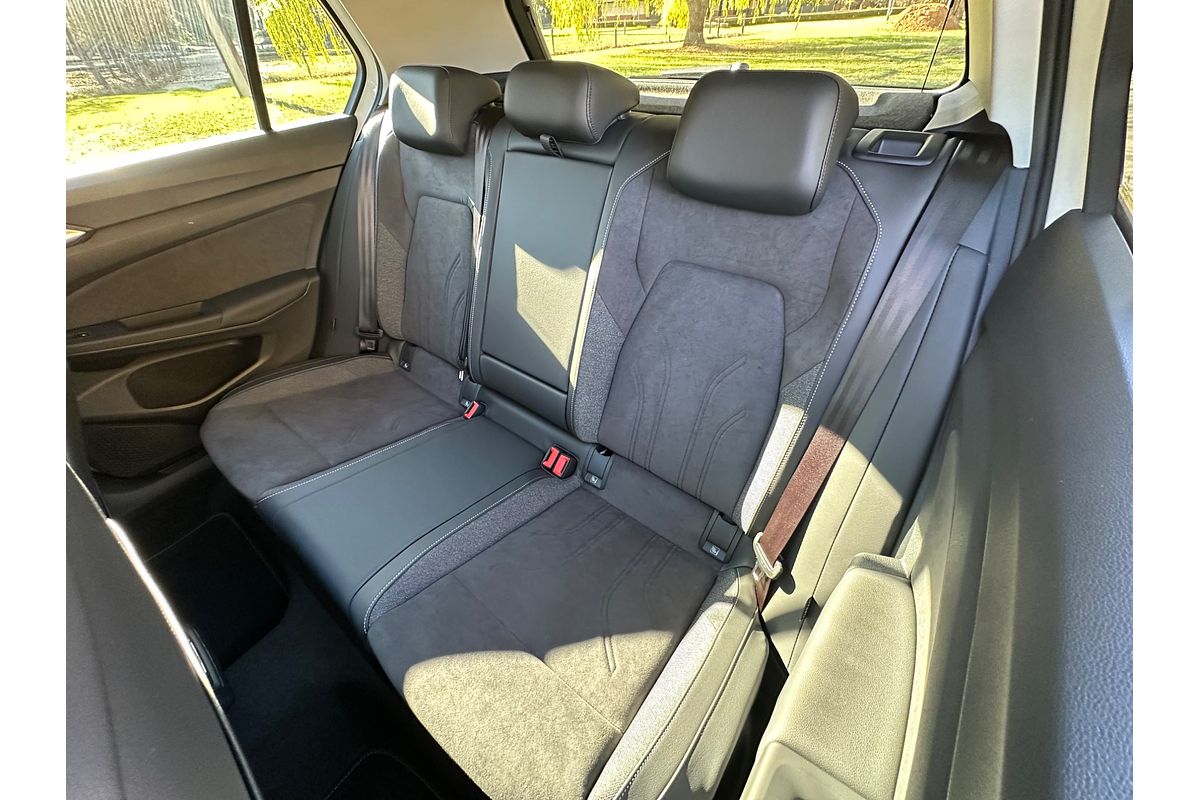 2025 Volkswagen Golf 110TSI Style 8.5