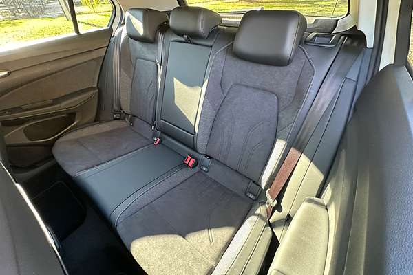 2025 Volkswagen Golf 110TSI Style 8.5