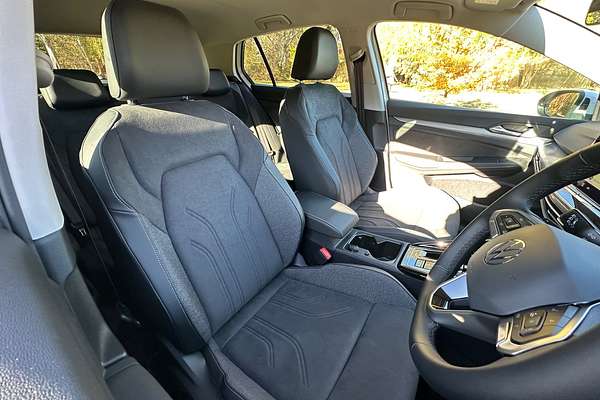 2025 Volkswagen Golf 110TSI Style 8.5