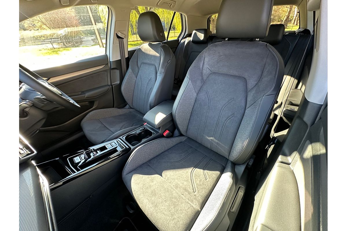 2025 Volkswagen Golf 110TSI Style 8.5