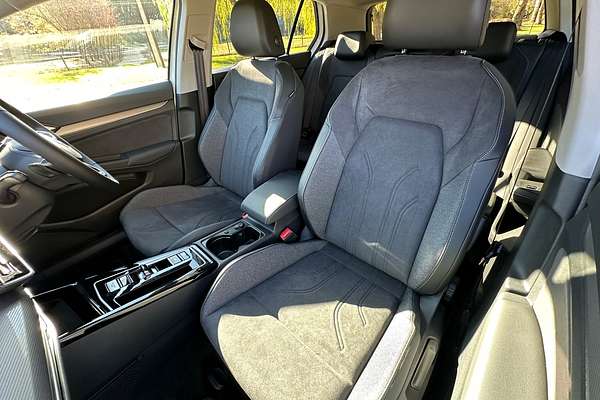 2025 Volkswagen Golf 110TSI Style 8.5