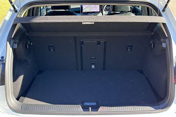 2025 Volkswagen Golf 110TSI Style 8.5