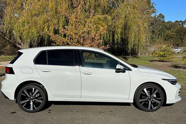 2025 Volkswagen Golf 110TSI Style 8.5