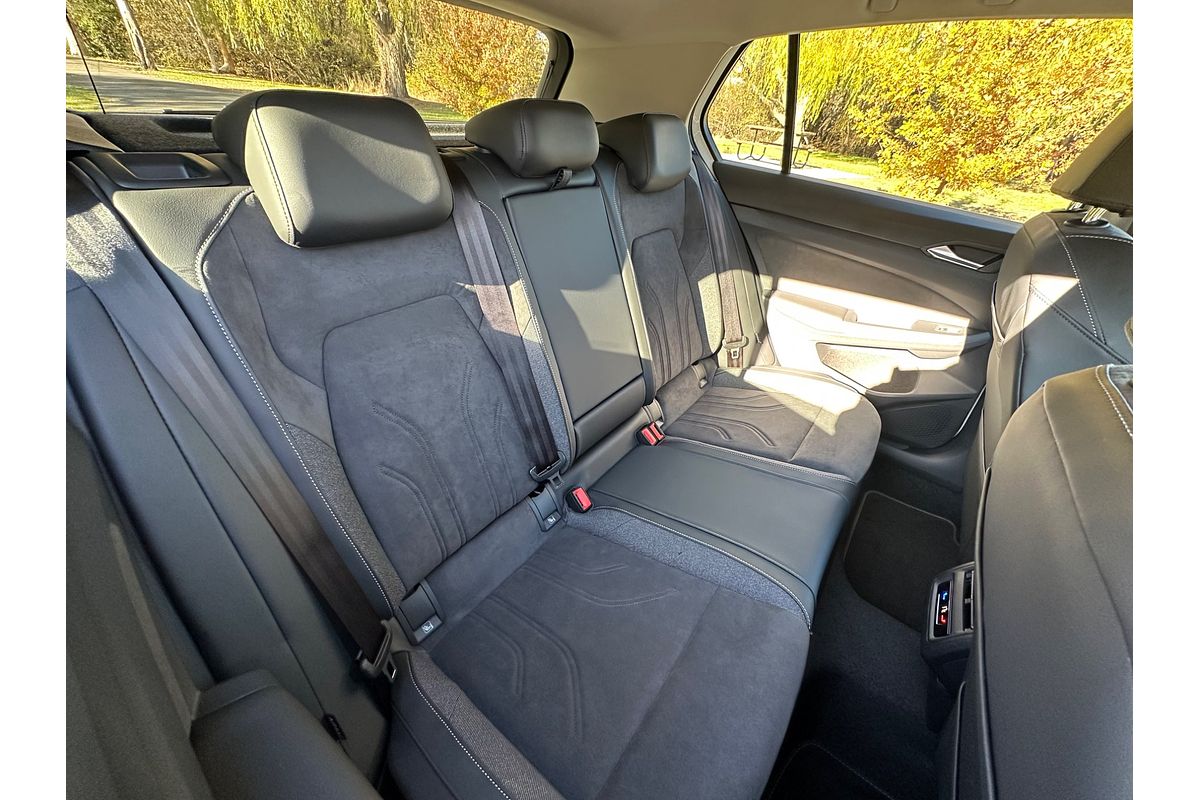 2025 Volkswagen Golf 110TSI Style 8.5